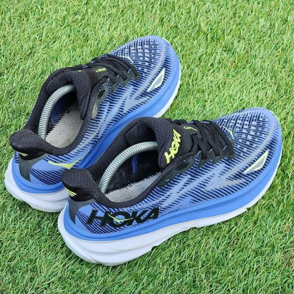 HOKA CLIFTON 9 - Womens Athletic Shoes - SIZE 10B ***No Insoles ***